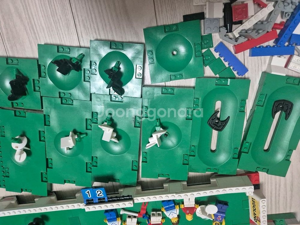 레고 올드 축구세트 3만에팝니다--3