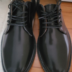 한정판 슈팬x깡 콜라보 홍창 가죽 더비 5홀 구두