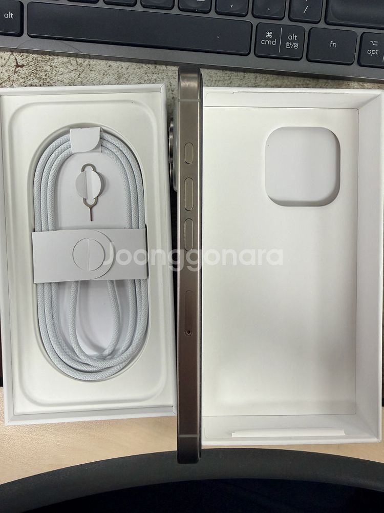 아이폰 16 프로 512GB 데저트티타늄 판매--1