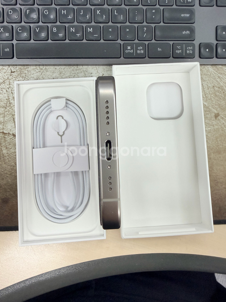 아이폰 16 프로 512GB 데저트티타늄 판매--3