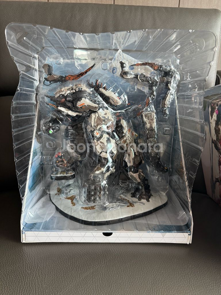 호라이즌 포비든 웨스트 피규어--1