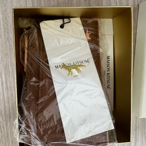 메종키즈네 카멜 핑크 카드 지갑