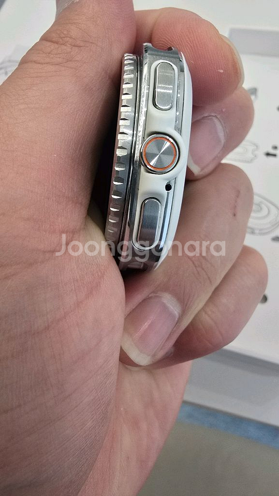 갤럭시워치8 클래식 46mm 화이트 풀박스 새상품급--2