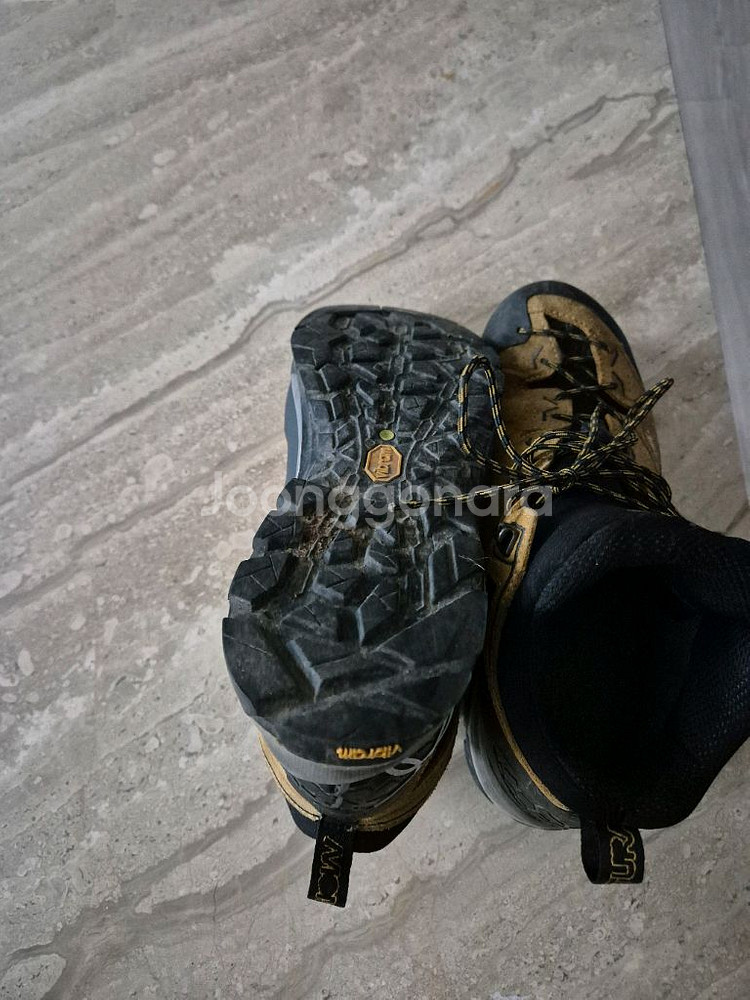 몬츄라 등산화250--4