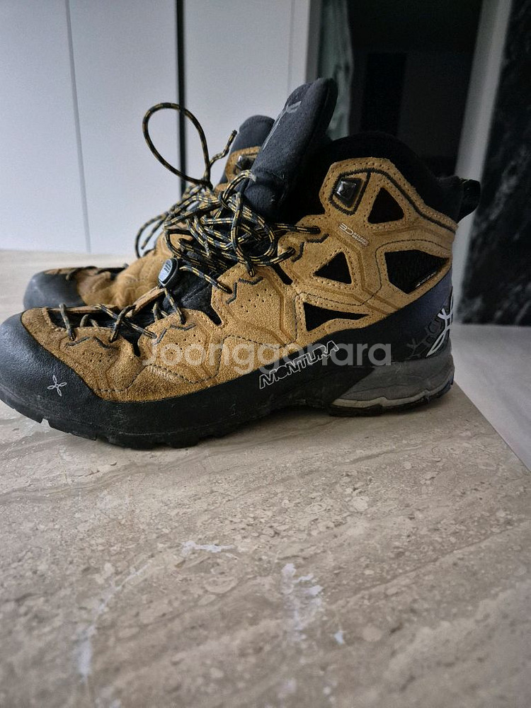몬츄라 등산화250--1