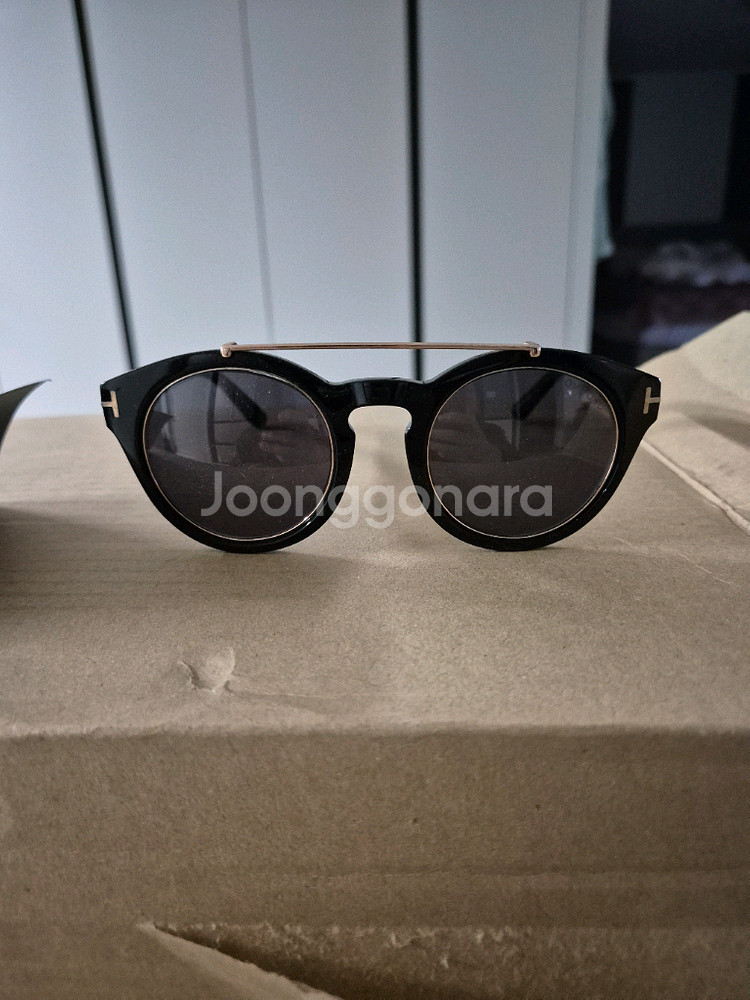 톰포드 선그라스--0