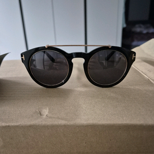 톰포드 선그라스