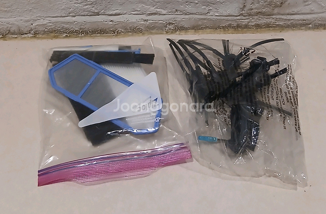 [로봇청소기] 무선 청소기 팝니다--7