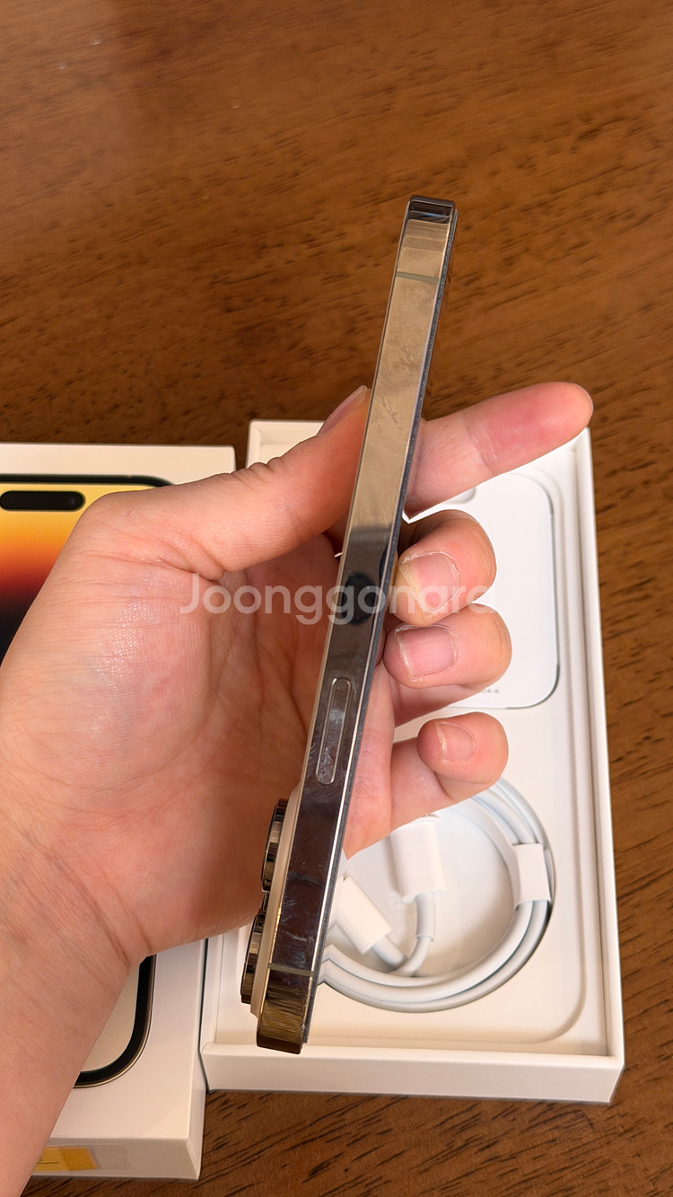 아이폰14 프로 골드 512GB--3