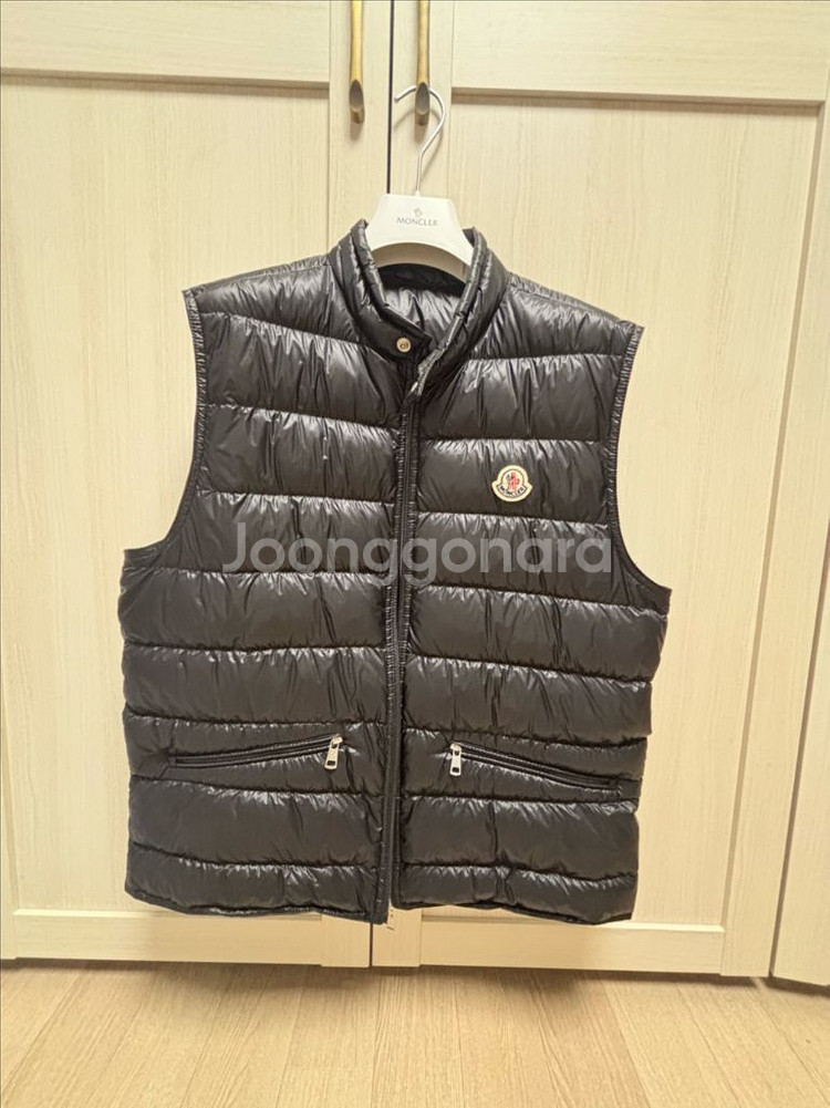 몽클레어 구이패딩 조끼(4사이즈)--0