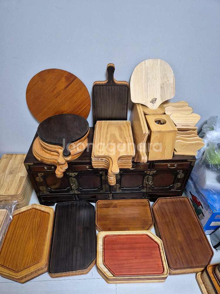 식품관 베이커리 카페 원목 디스플레이 인테리어 플레이팅--2