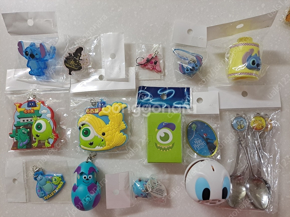 디즈니44미키20 디즈니캐릭터 스트랩 우표 종이액자 판매합니다--0