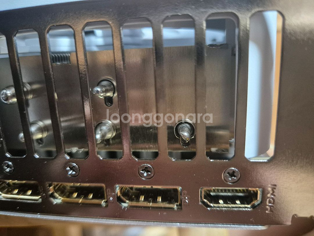 기가바이트 RTX 5070Ti AERO OC 그래픽카드--8