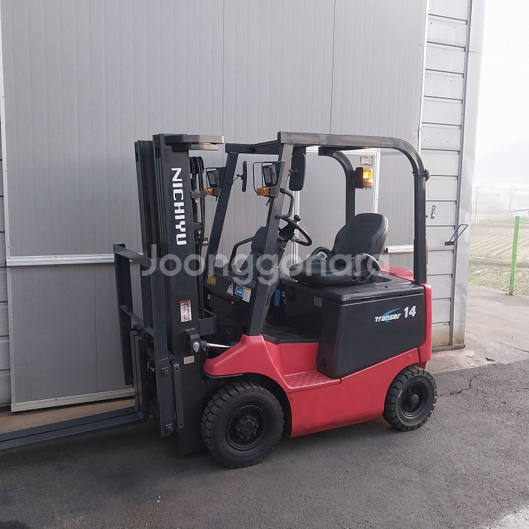 니찌유 전동지게차 1.4톤 사이드쉬프트장착 3단4300MM 485AH베터리 2018년식--2