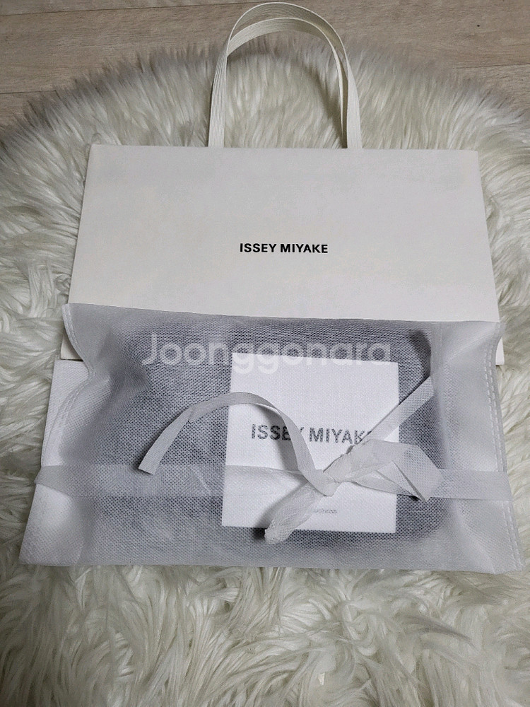 이세이미야케 탑 쉬폰 트위스트1 탑 나슈 브라운 2사이즈--4