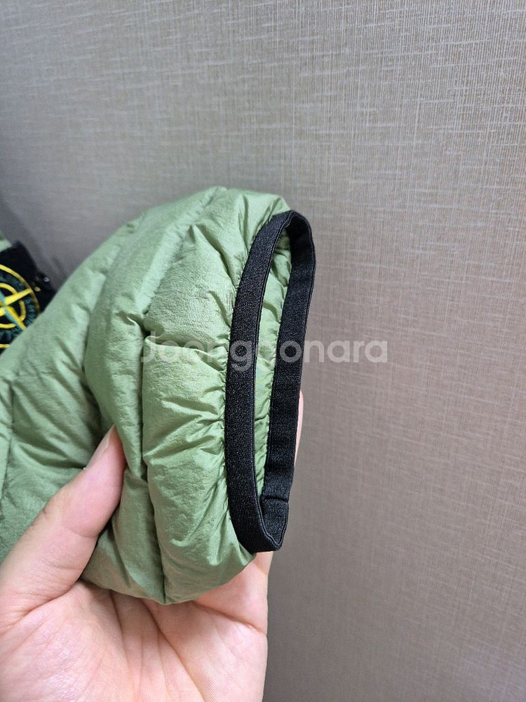 새상품급 스톤아일랜드 경량패딩 105-110XL-XXL--3