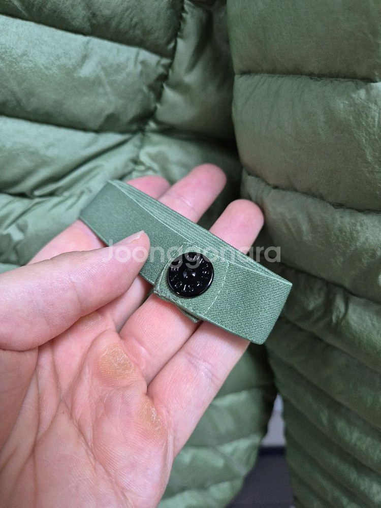 새상품급 스톤아일랜드 경량패딩 105-110XL-XXL--7