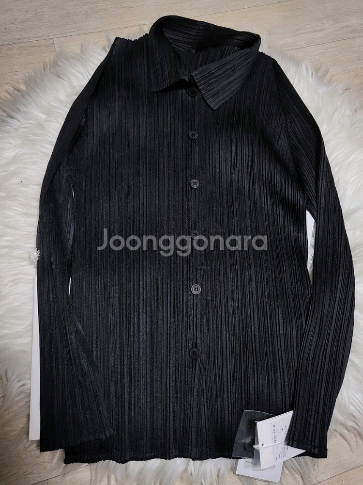 이세이미야케 플리츠플리즈 탑 베이직 셔츠 탑 블랙 3사이즈--1