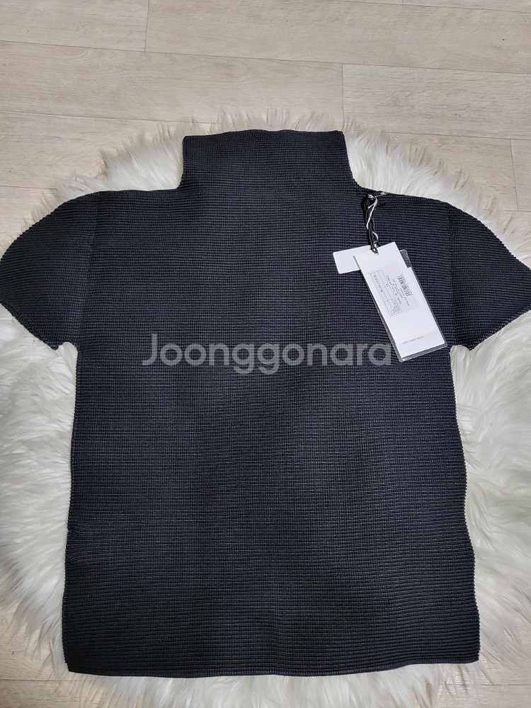 미 이세이미야케 탑 스트레치 플리츠 탑 블랙 F사이즈--4