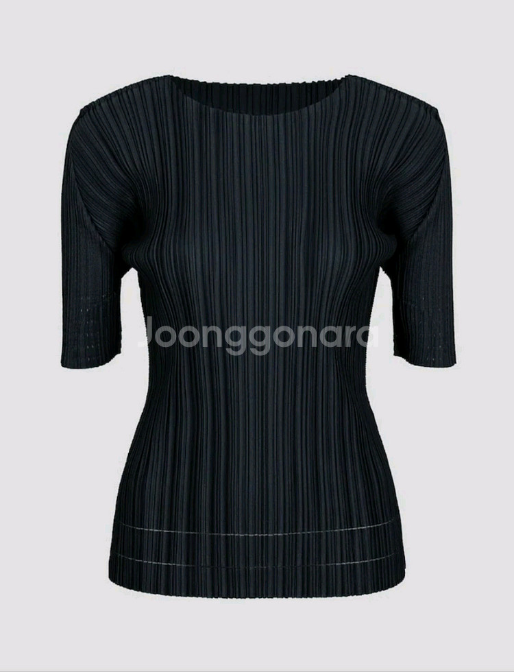 이세이미야케 플리츠플리즈 탑 소프트 플리츠 탑 챠콜 F사이즈--0