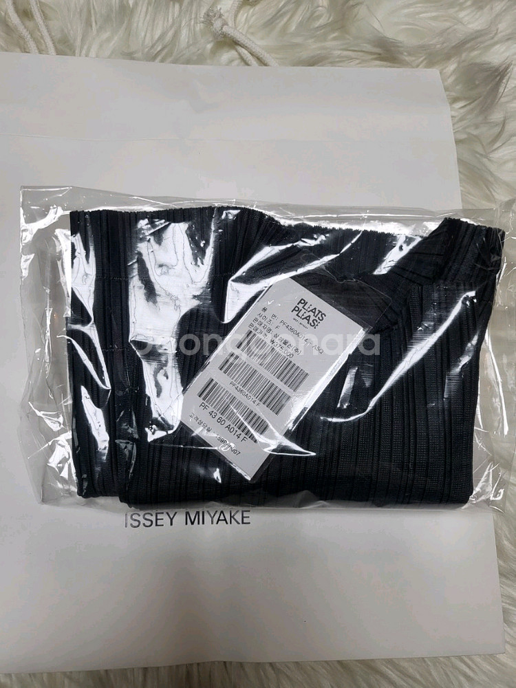 이세이미야케 플리츠플리즈 탑 소프트 플리츠 탑 챠콜 F사이즈--7