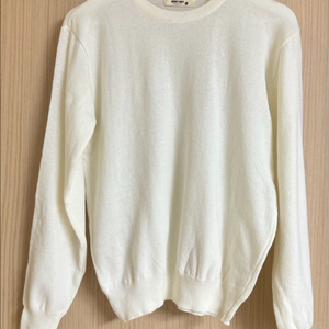 새상품 내수니트 울니트 여성니트 데일리룩 크림니트