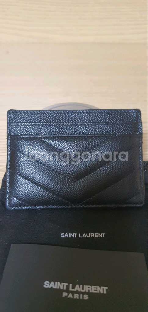 입생로랑 생로랑 카드지갑 은장 정품A급(감정O)구찌프라다루이비통디올고야드샤넬셀린느보테가--2