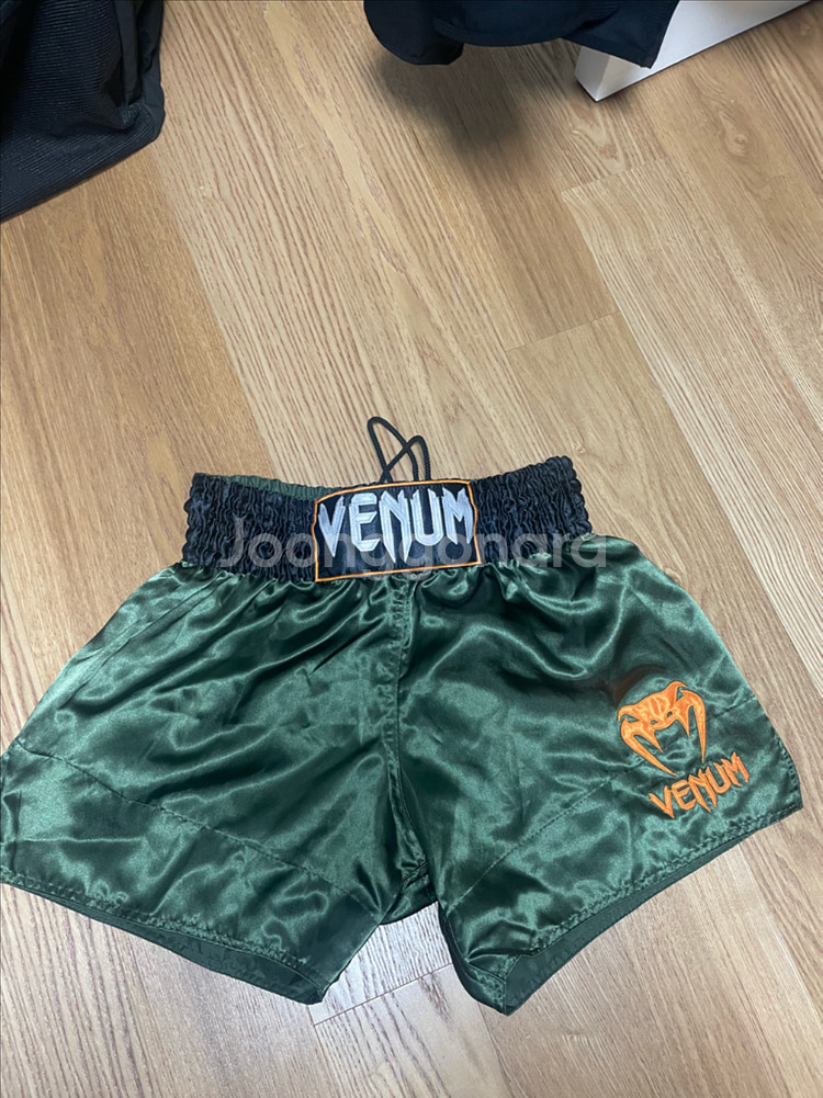 베넘 무에타이 쇼츠 L사이즈팝니다--0