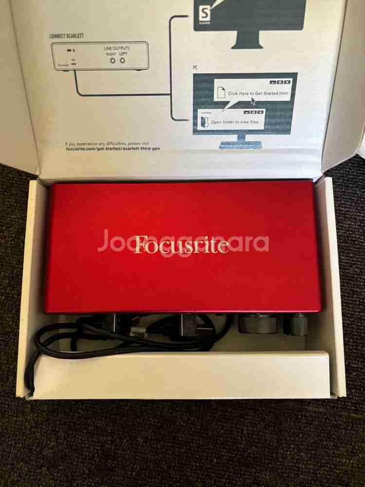 포커스라이트 스칼렛 2i2 3세대 풀박--0