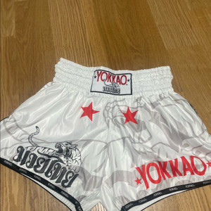 요카오 무에타이 쇼츠 L 사이즈팝니다