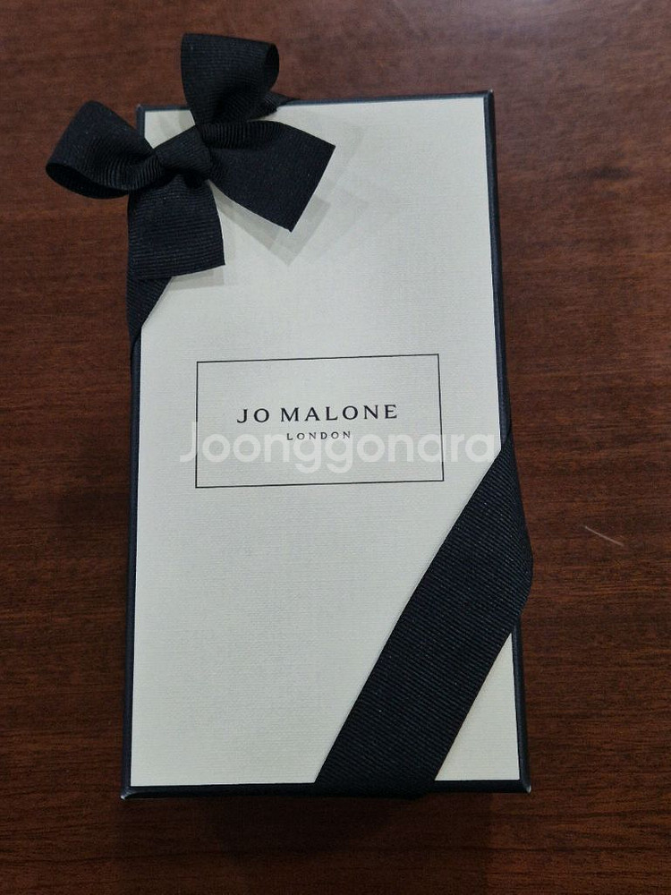 조말론 잉글리시 페어 앤 프리지아 코롱 50ml 미개봉--0