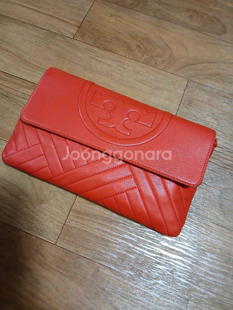 토리버치.ㅡ레드클러치백--1