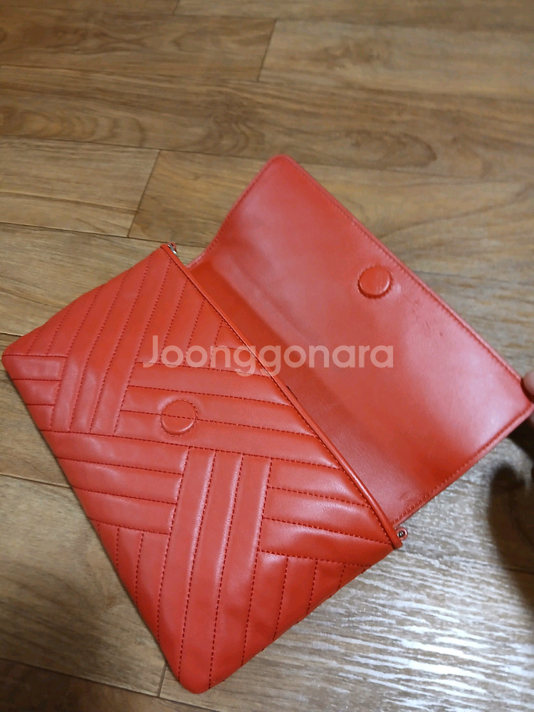 토리버치.ㅡ레드클러치백--2