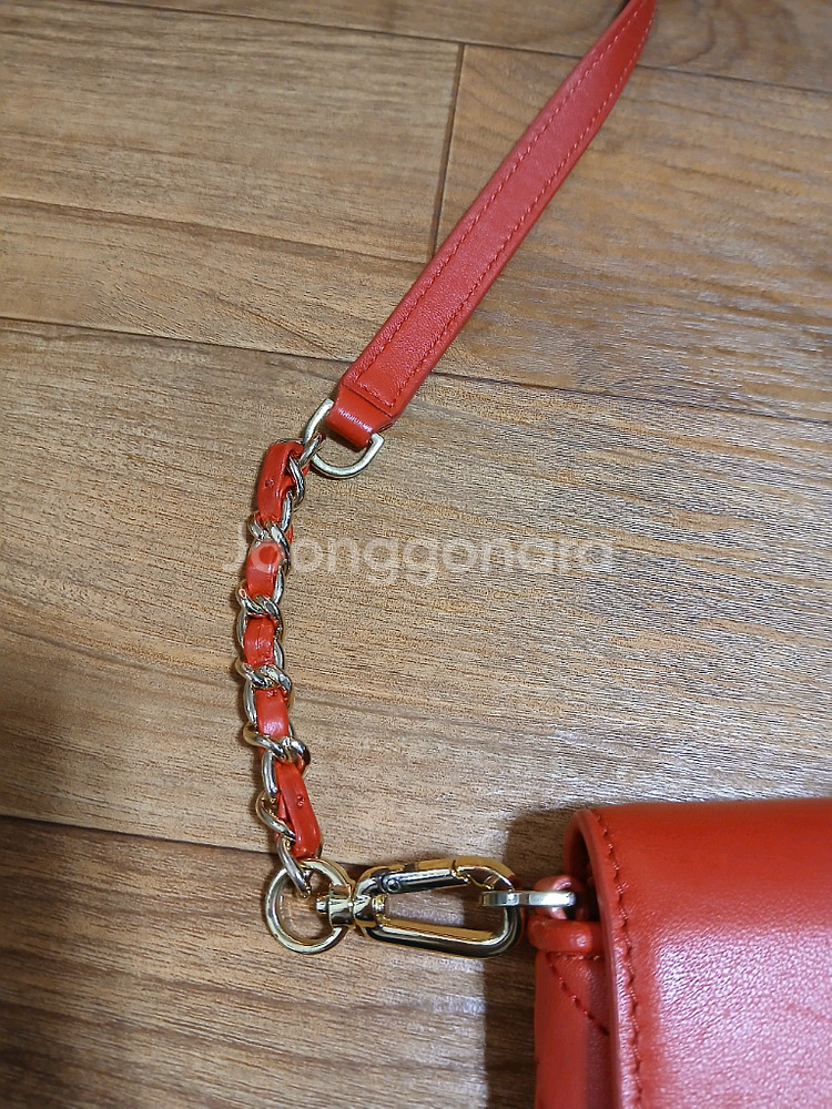 토리버치.ㅡ레드클러치백--6