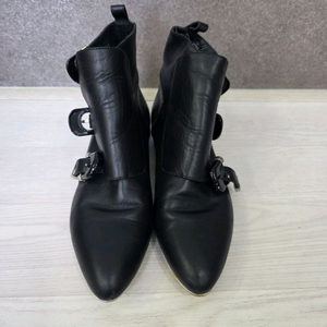 정품 발렌시아가 앵클부츠 37사이즈