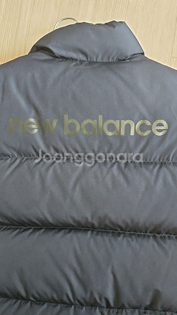 뉴발란스 패딩 조끼--2