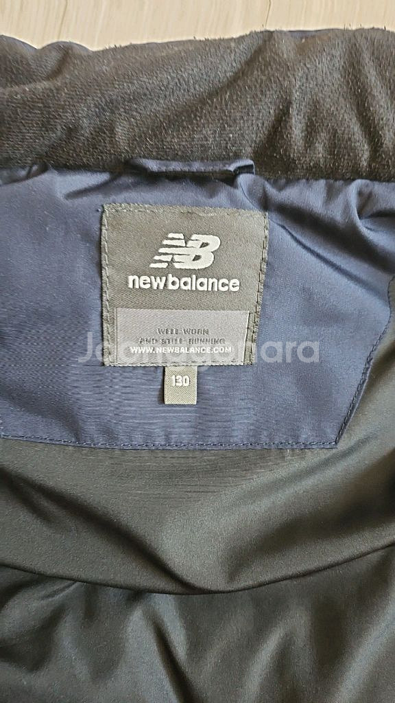 뉴발란스 패딩 조끼--3