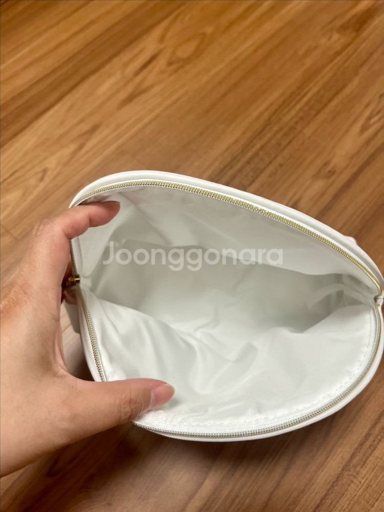 샤넬 스킨케어 화장품 파우치--4