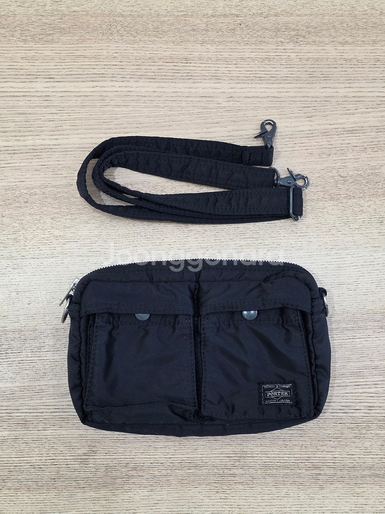 요시다 포터 탱커 숄더백 블랙 판매합니다. 622-78809--0