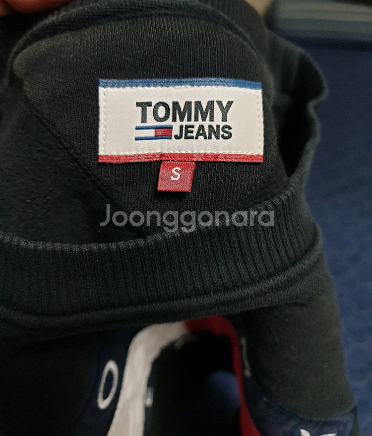 타미진스 빅로고 자수 맨투맨 블랙 (S)--1