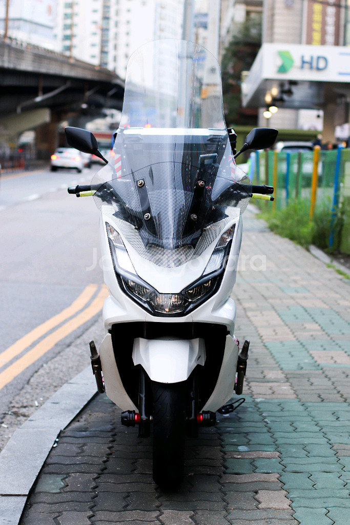 pcx125 혼다 21년식 오토바이 스쿠터 판매합니다--2