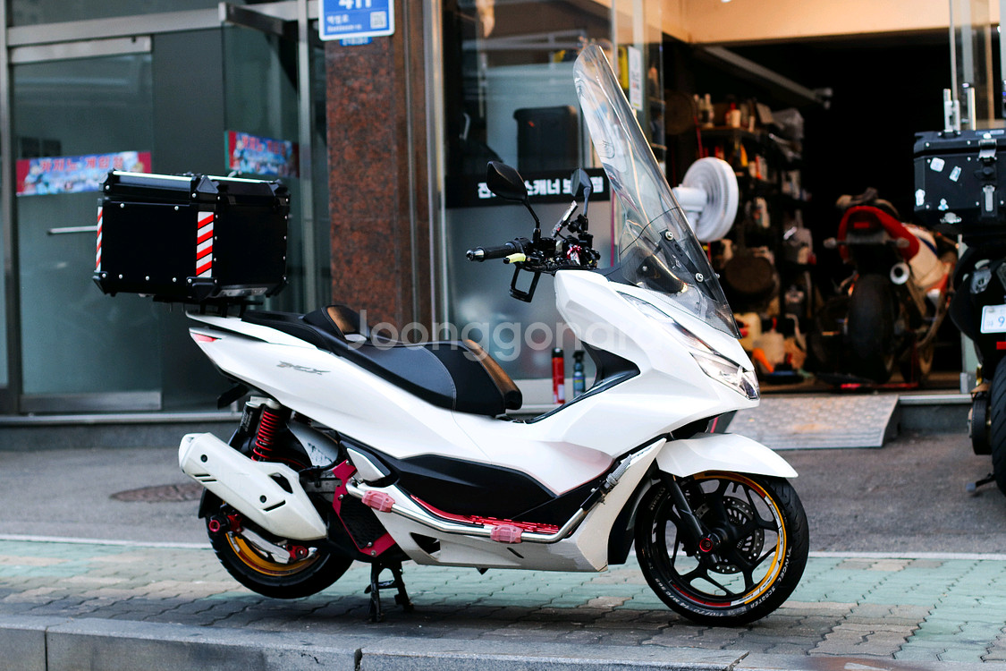 pcx125 혼다 21년식 오토바이 스쿠터 판매합니다--3