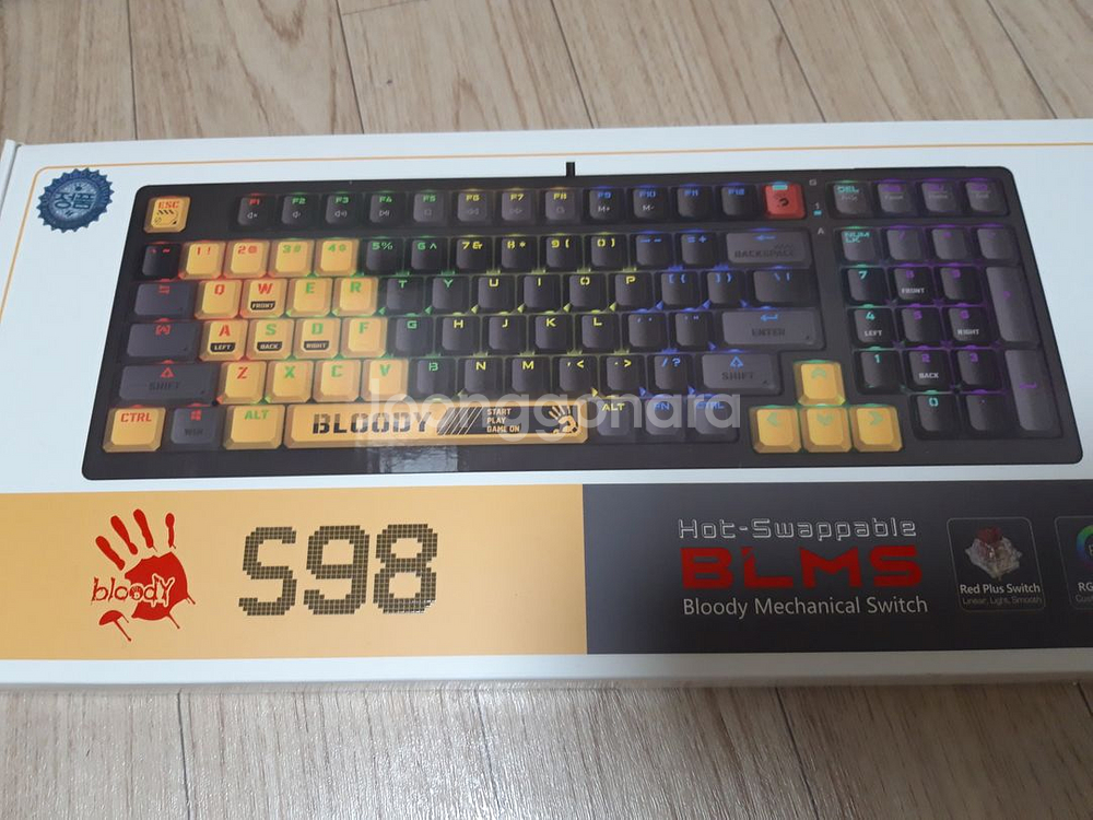블러디 A4Tech Bloody S98 기계식 키보드--1