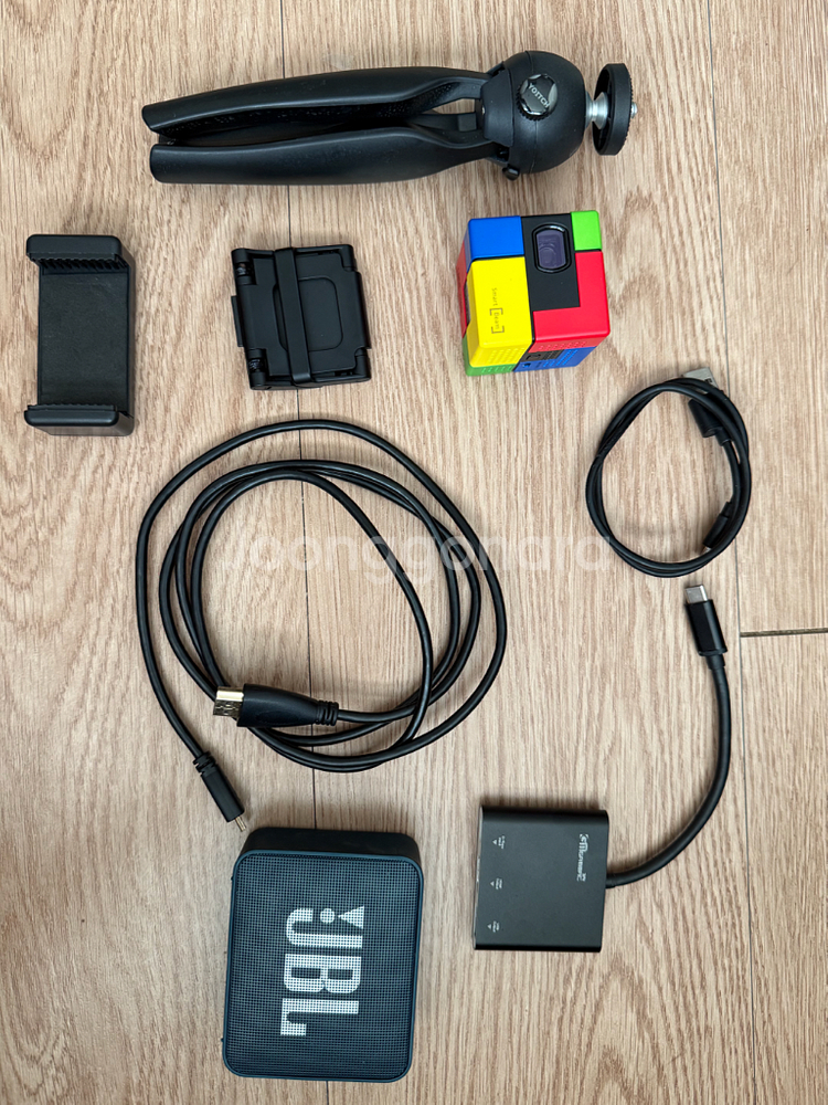 SK UO 스마트 빔, 휴대용 미니 프로젝터, iOS/안드로이드와 호환(1.80인치, 아트)--1