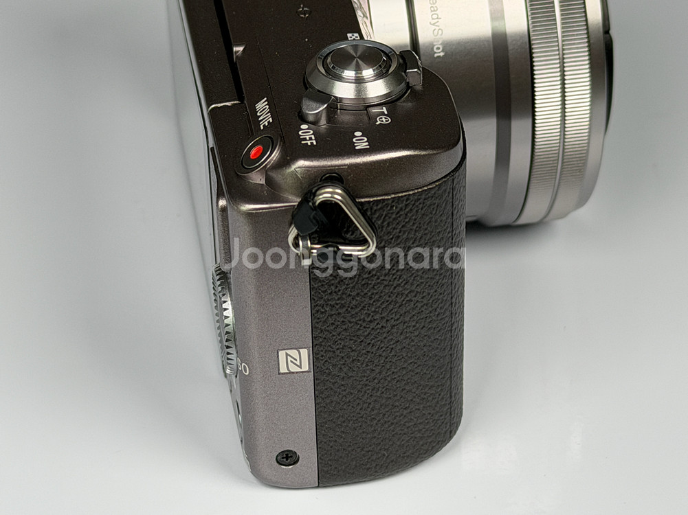 소니 A5100 미러리스 카메라 77컷 새상품급--3