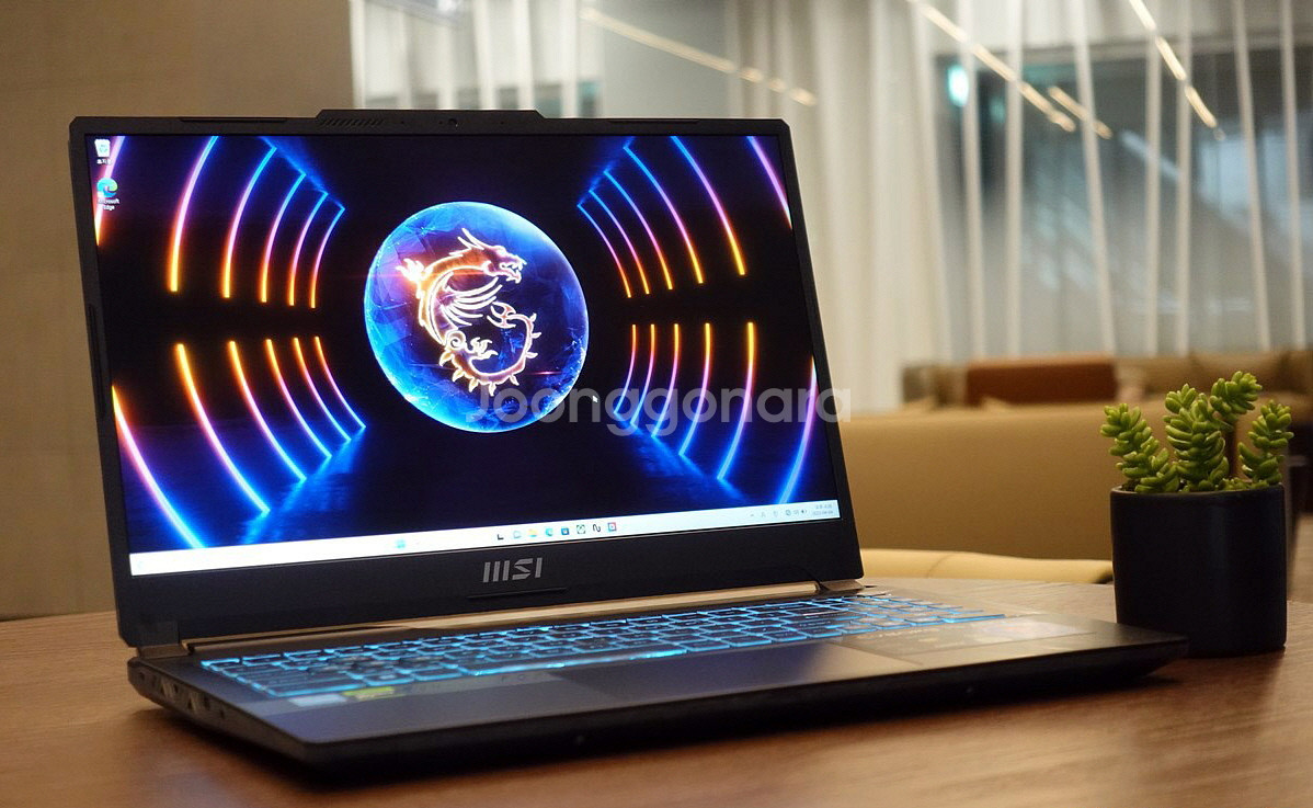 [게이밍]MSI 15인치 게이밍노트북 사이보그(i7-12th/RTX4060)--0