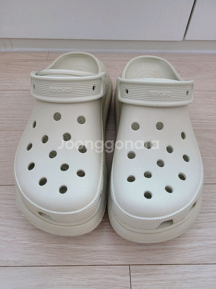 크록스 플랫폼 클로그 M6/W8--4