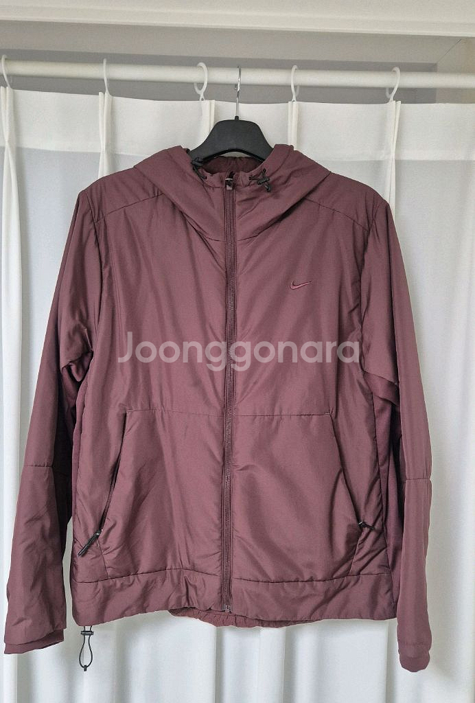 나이키 써마핏 경량패딩 골프 런닝 자켓 후드 아톰 맛 바람막이 acg 기능성--0