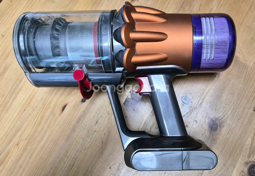 디지털슬림 다이슨 무선 청소기 본체와 헤드 SV18--3