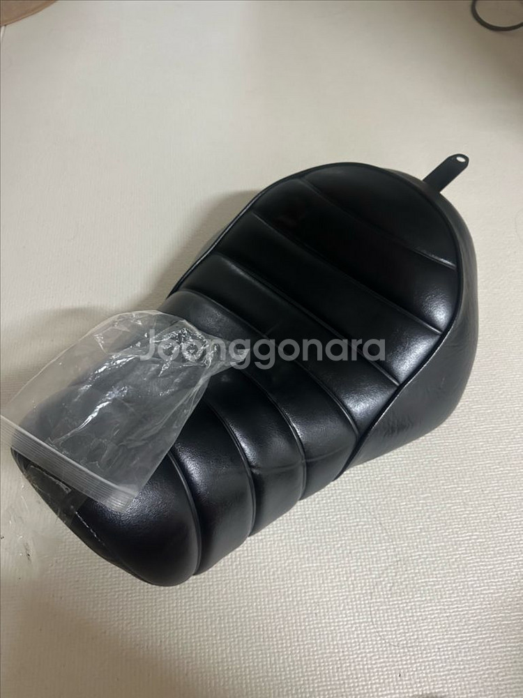 16년식 아이언883 순정 번데기시트+탱크업킷--2